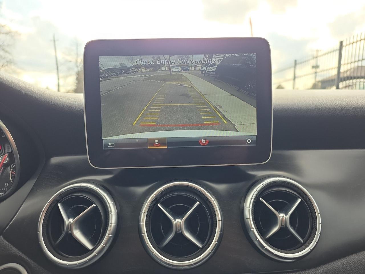 2018 Mercedes-Benz CLA-Class CLA 250 4MATIC AMG PKG * NAVIGATION / PANORAMIC / Photo
