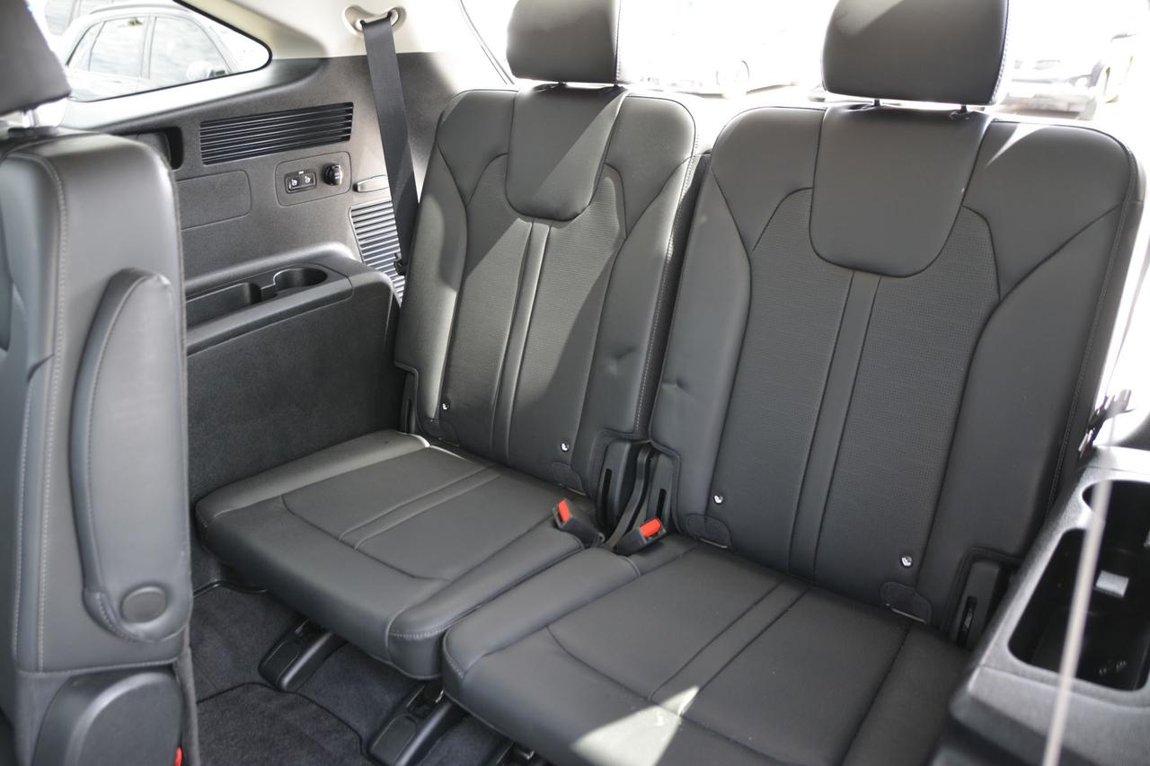 2025 Kia Sorento EX AWD Photo