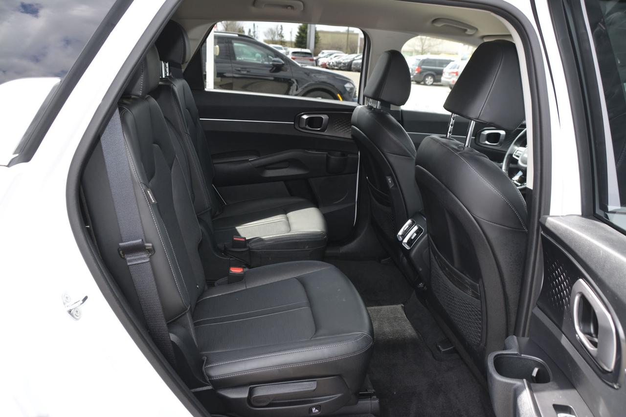 2025 Kia Sorento EX AWD Photo