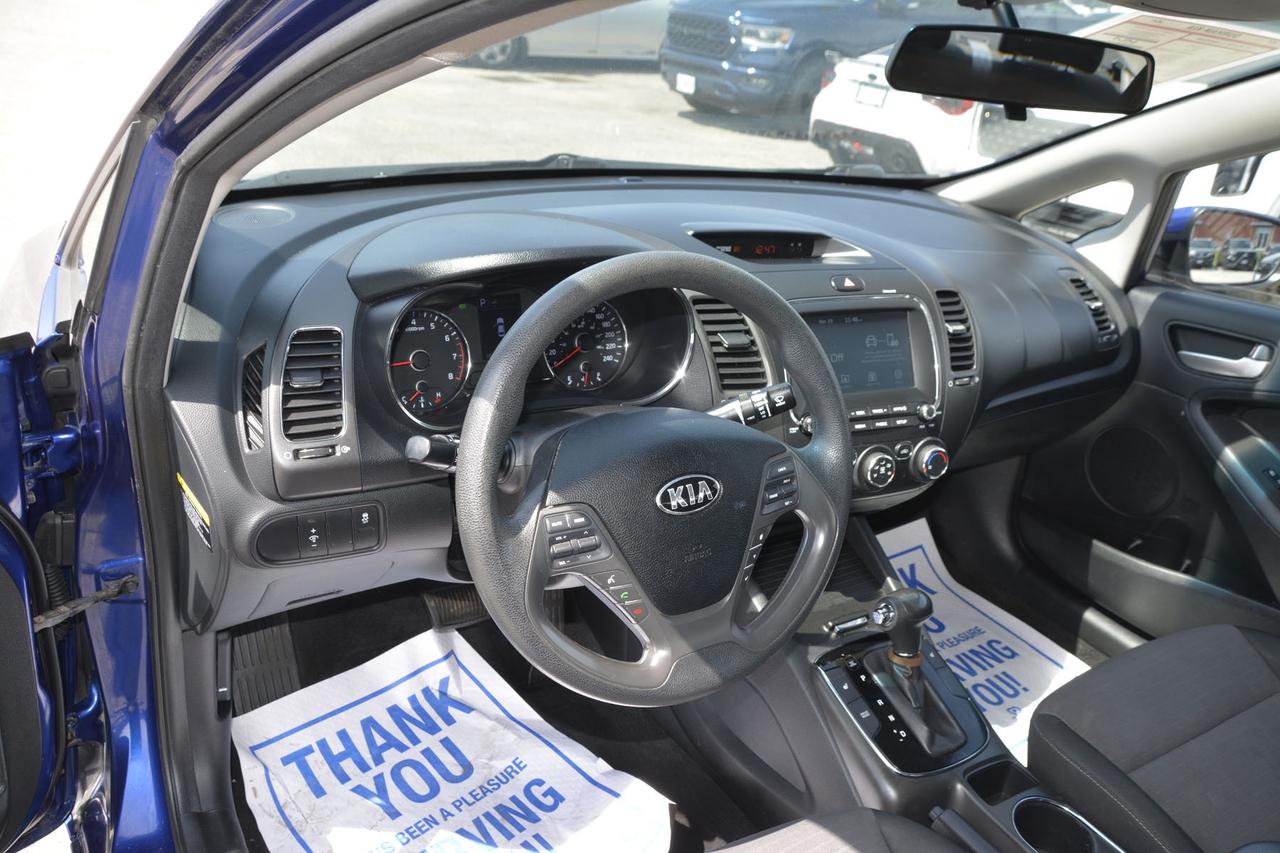 2018 Kia Forte LX AUTO Photo