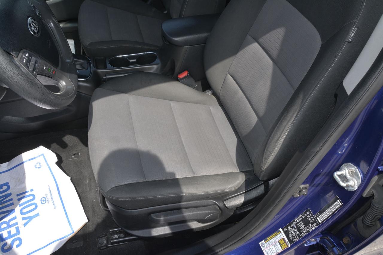 2018 Kia Forte LX AUTO Photo