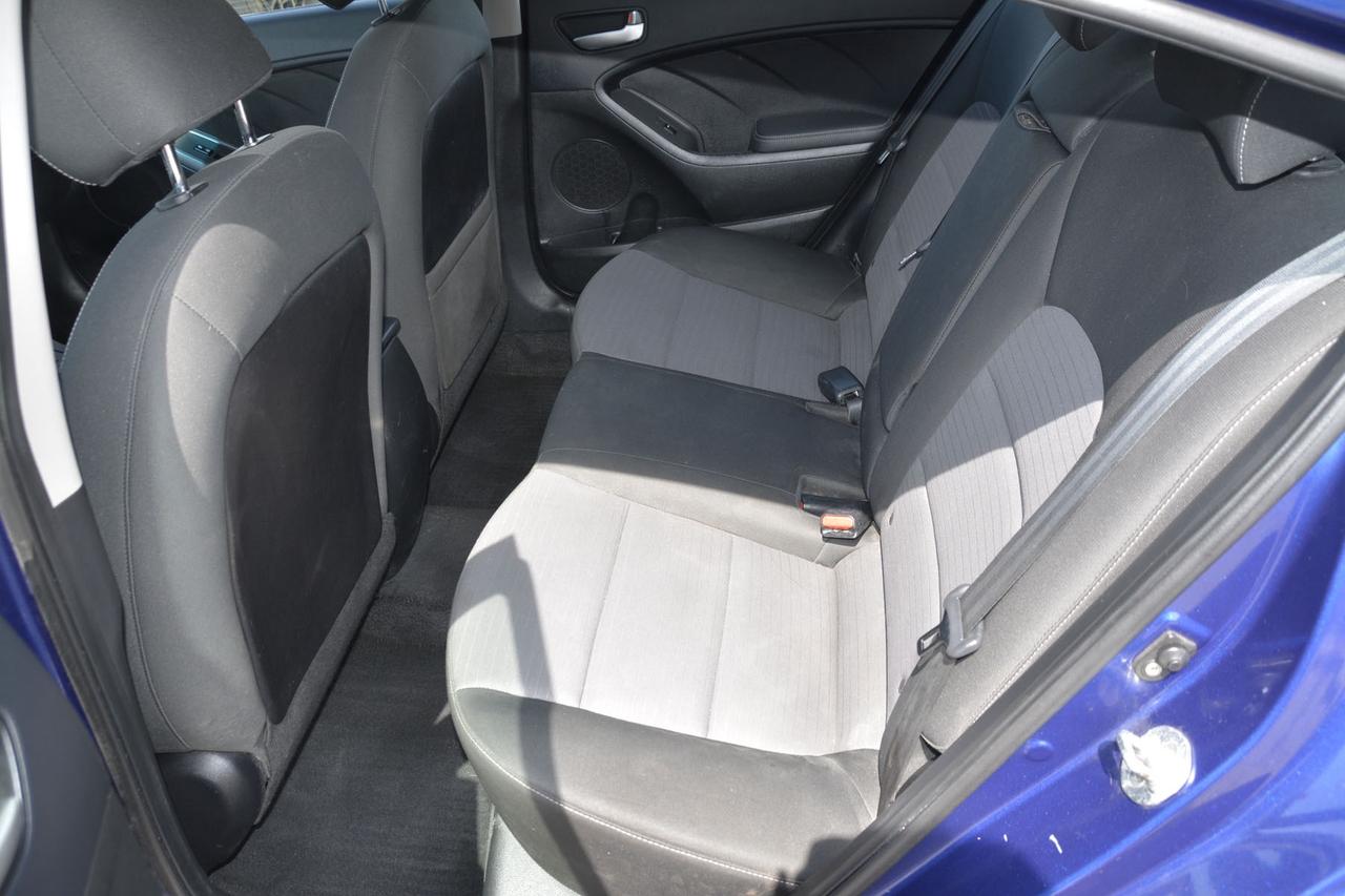 2018 Kia Forte LX AUTO Photo