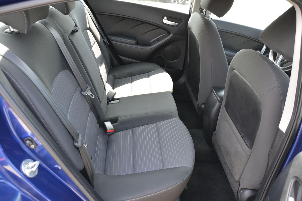 2018 Kia Forte LX AUTO Photo