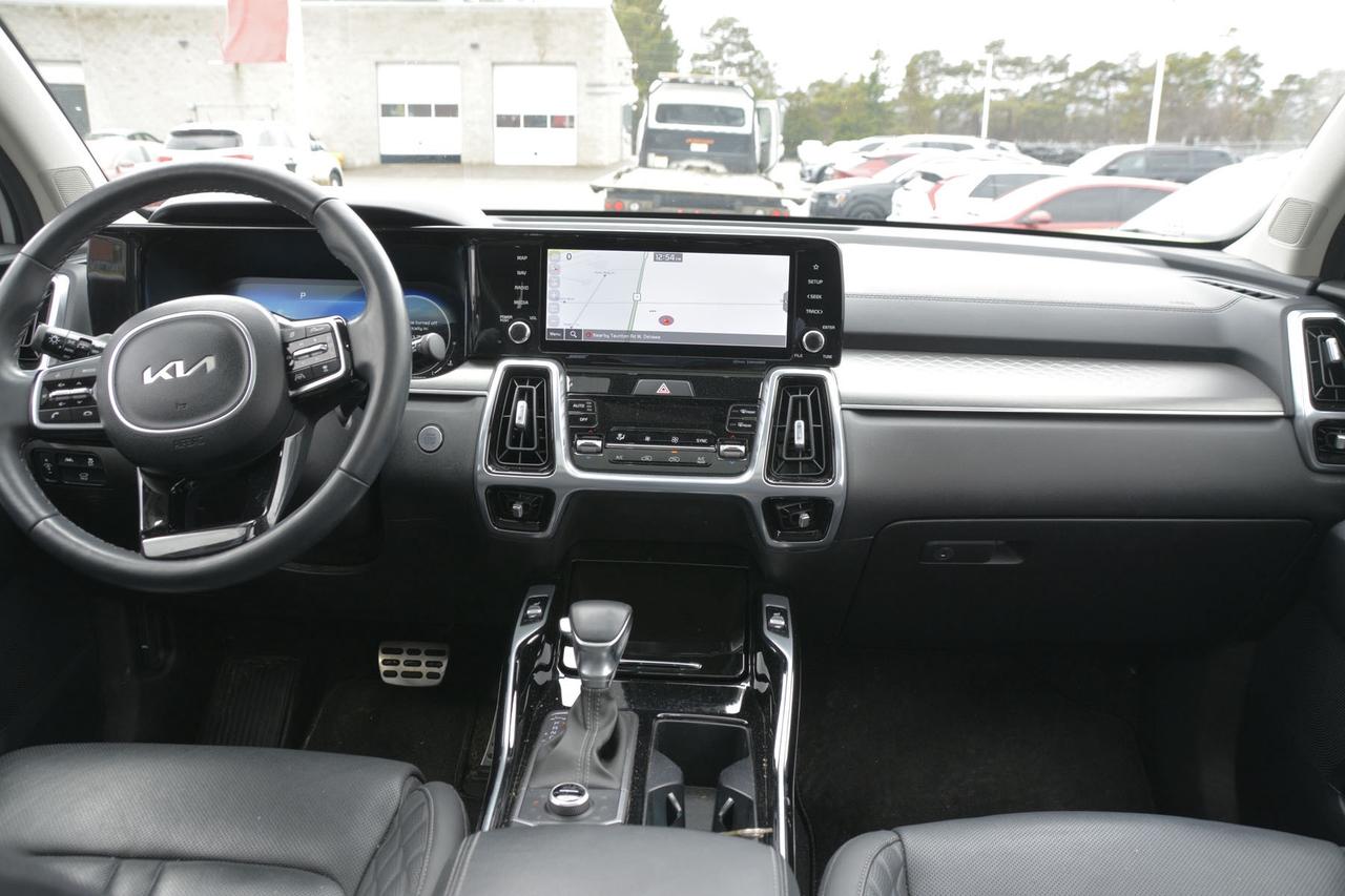 2023 Kia Sorento SX AWD w-Black Leather Photo4