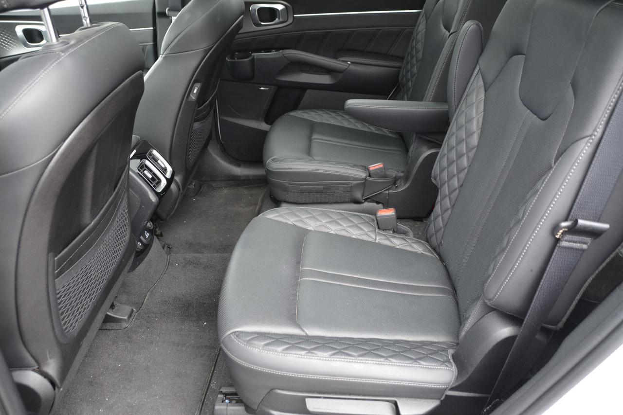 2023 Kia Sorento SX AWD w-Black Leather Photo