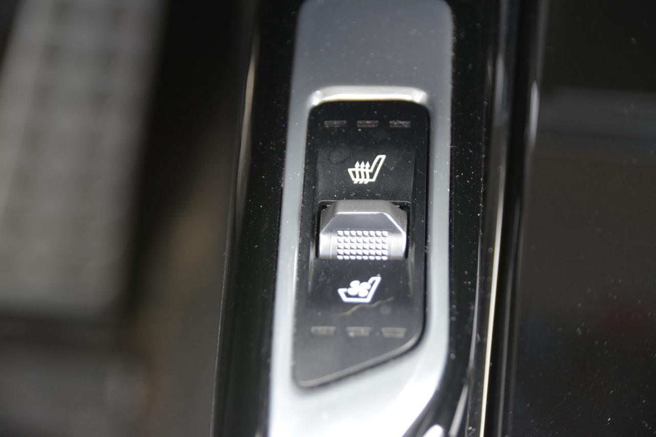 2023 Kia Sorento SX AWD w-Black Leather Photo