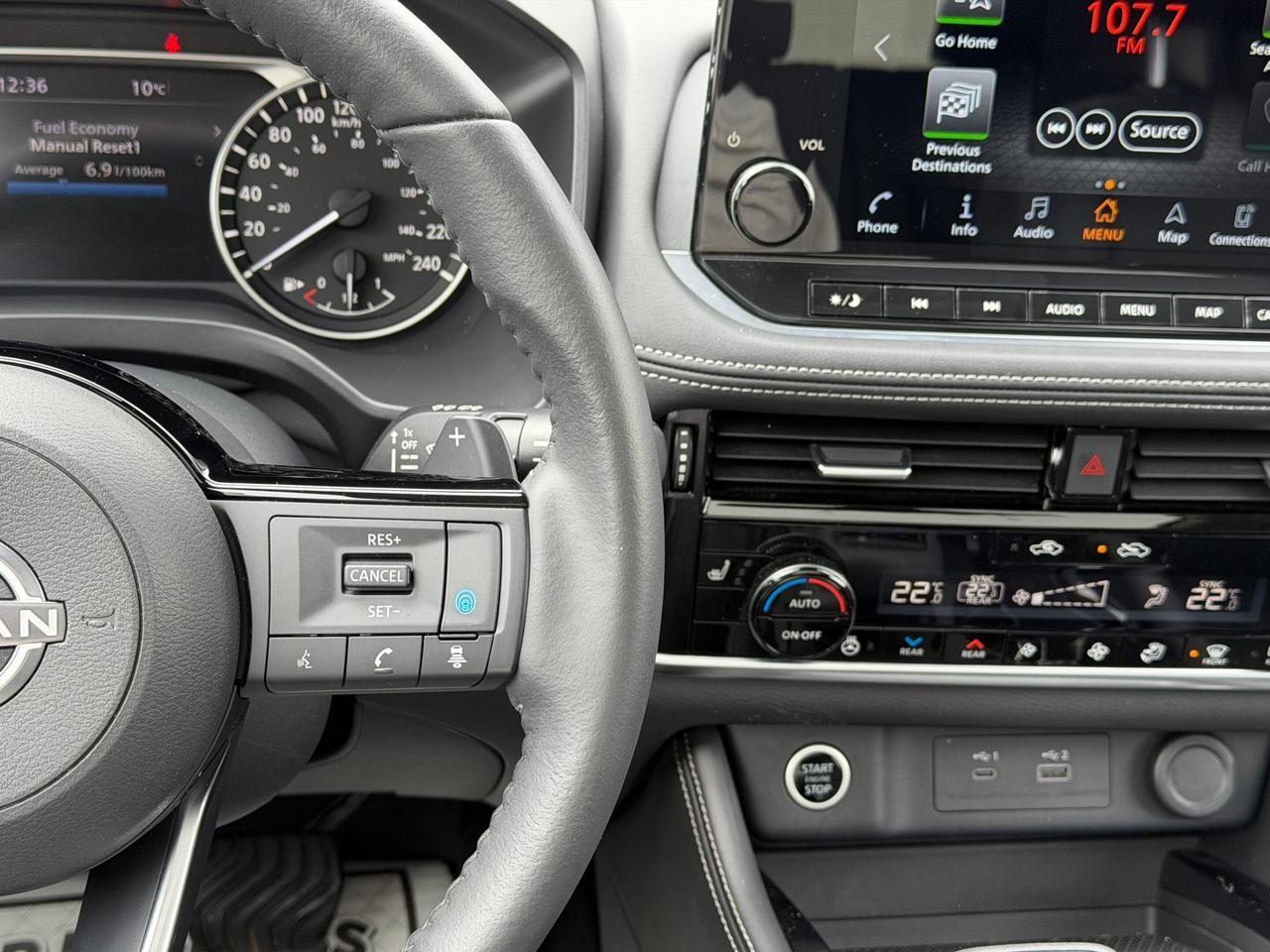 2022 Nissan Rogue SL   AWD   NO ACCIDENT   360 CAMERA Photo