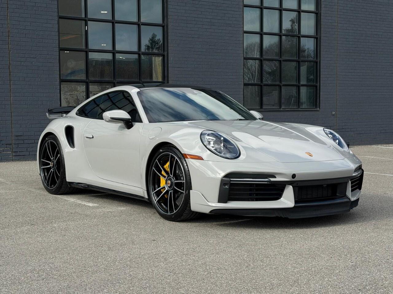 2023 Porsche 911 Turbo S Coupe Photo4