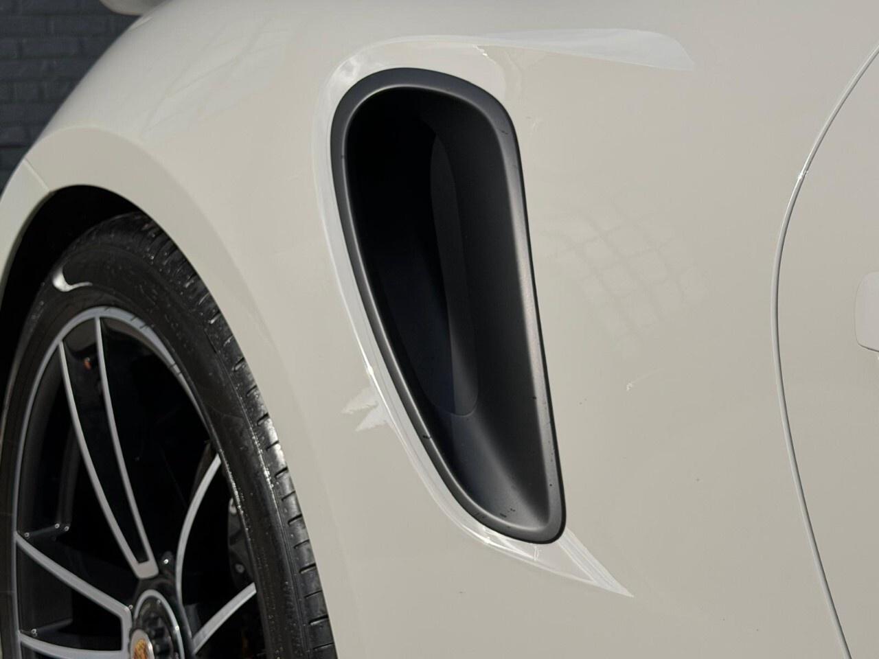 2023 Porsche 911 Turbo S Coupe Photo