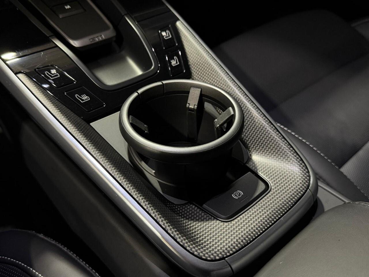 2023 Porsche 911 Turbo S Coupe Photo