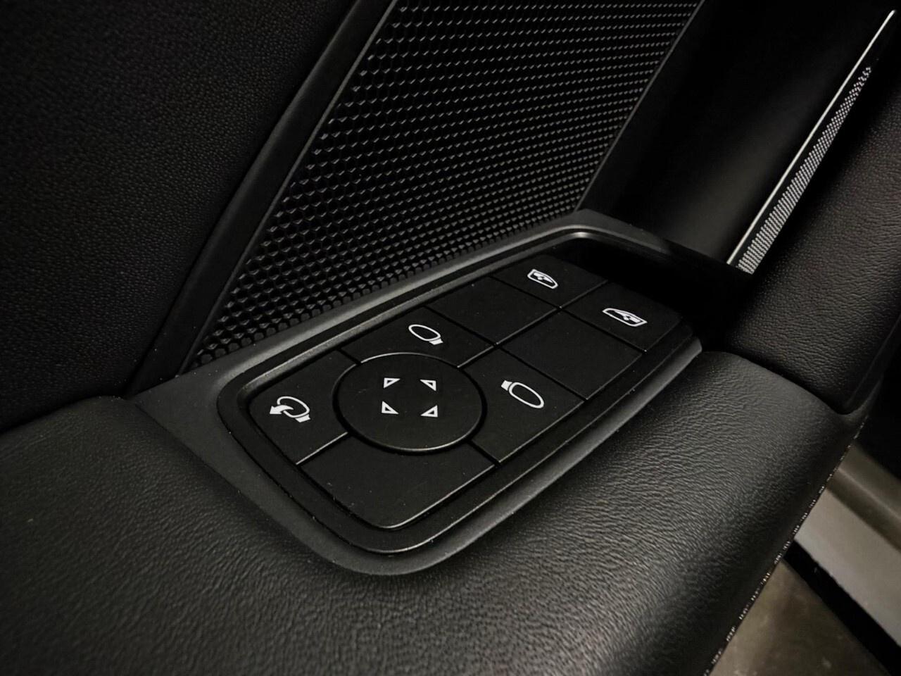 2023 Porsche 911 Turbo S Coupe Photo