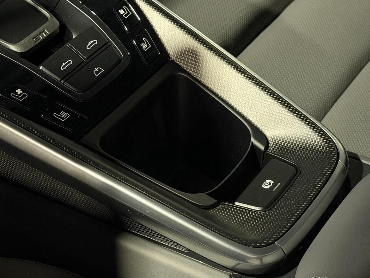 2024 Porsche 911 Turbo S Cabriolet Photo