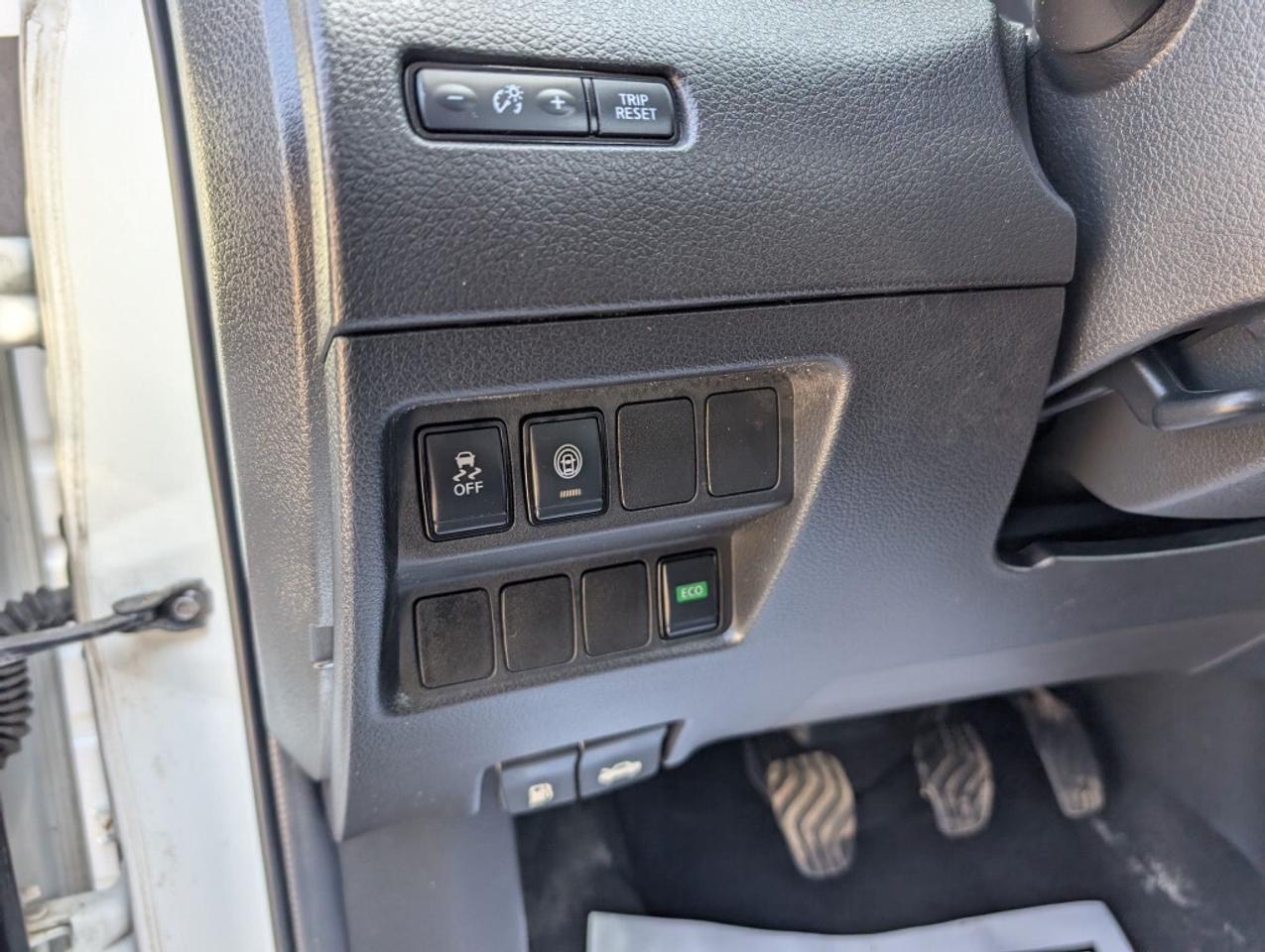 2020 Nissan Qashqai S   CAMERA   HTD SEATS   BLIND SPOT Photo