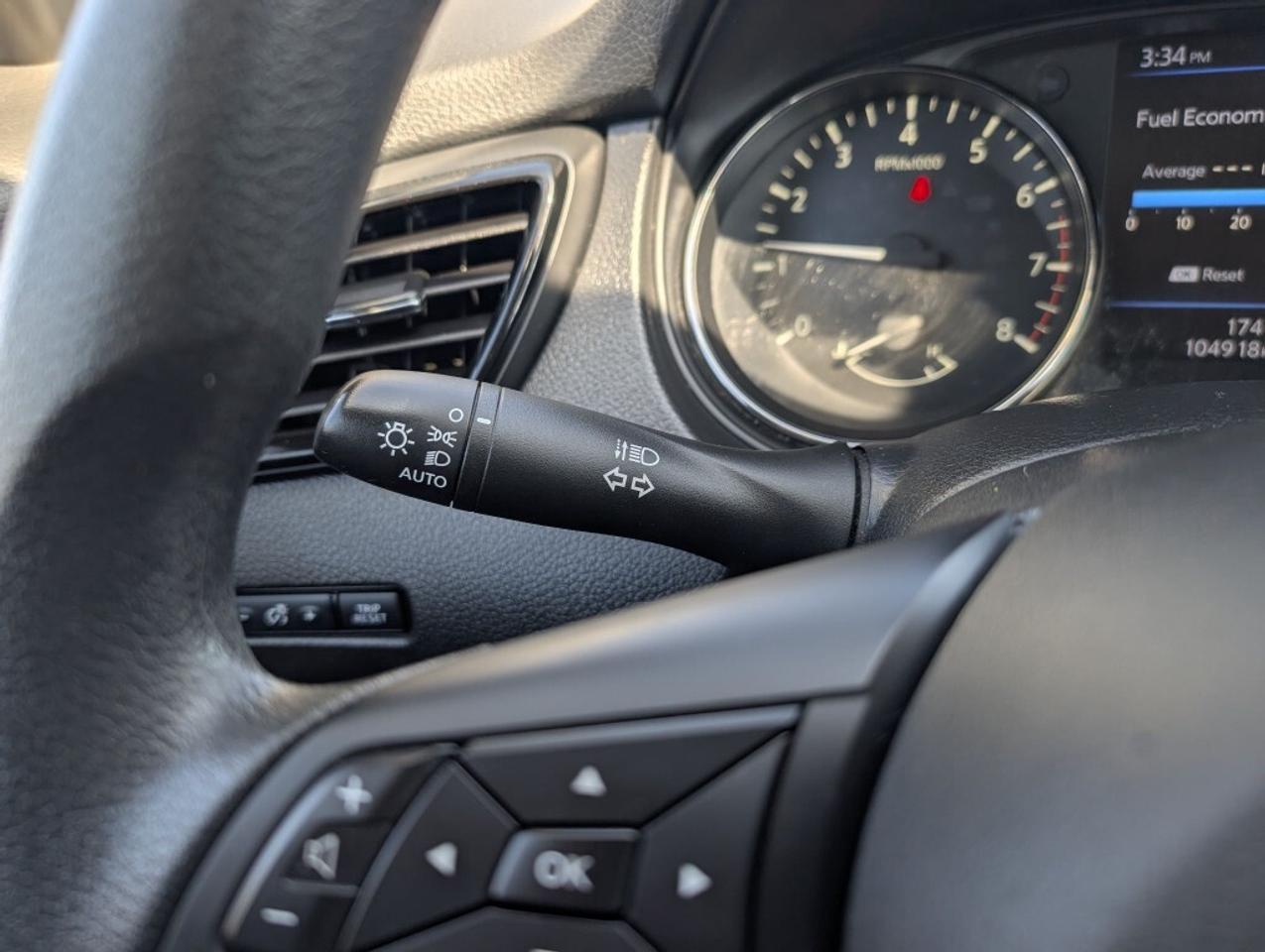 2020 Nissan Qashqai S   CAMERA   HTD SEATS   BLIND SPOT Photo