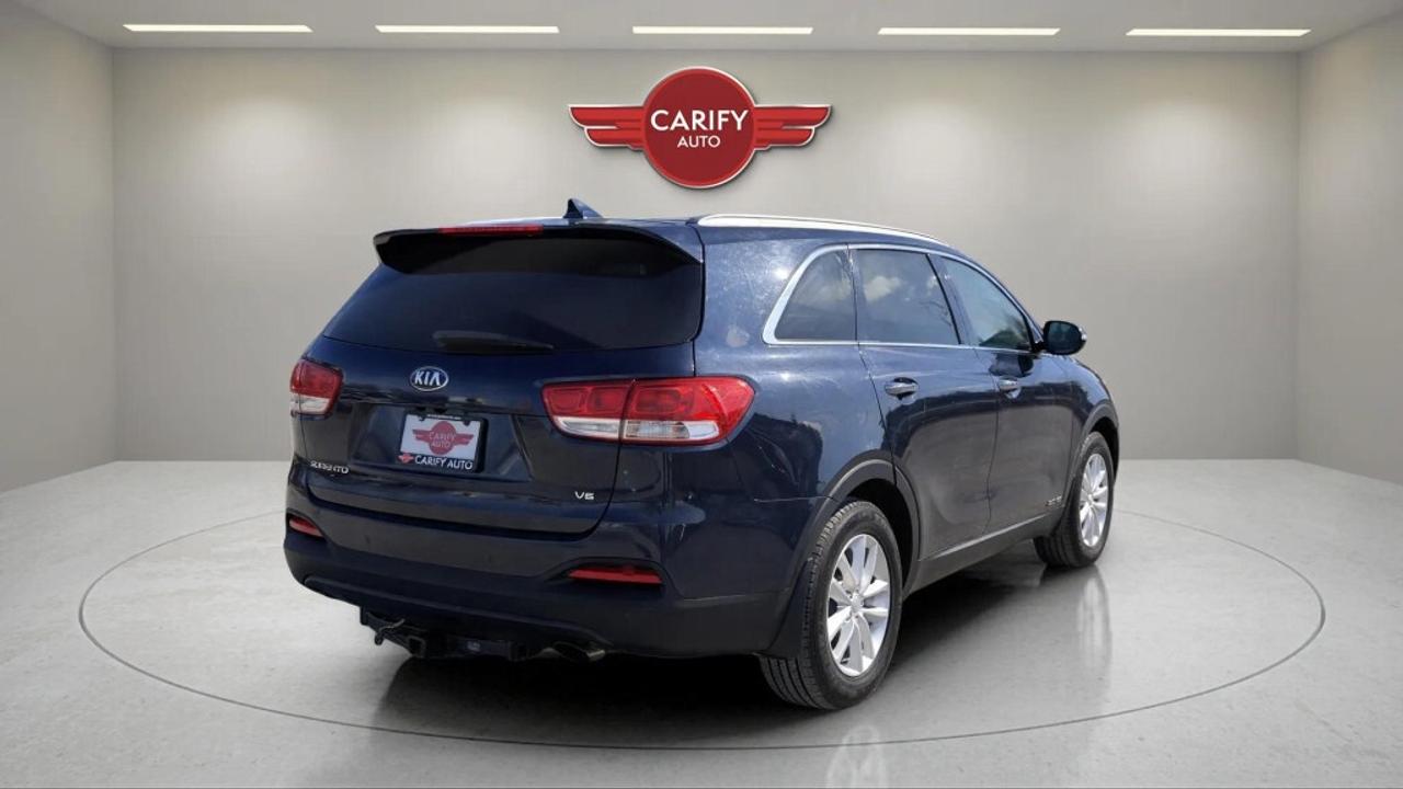 2017 Kia Sorento LX -  AWD - 7 SEATER Photo