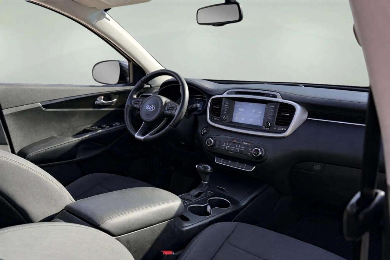 2017 Kia Sorento LX -  AWD - 7 SEATER Photo