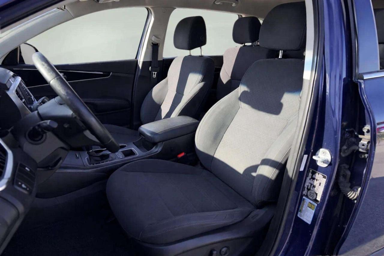 2017 Kia Sorento LX -  AWD - 7 SEATER Photo