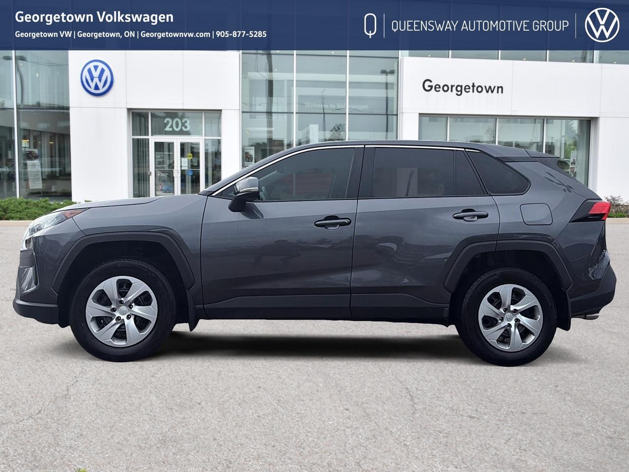 2022 Toyota RAV4 LE Heated Seats   Apple Carplay   Rear Camera Photo4
