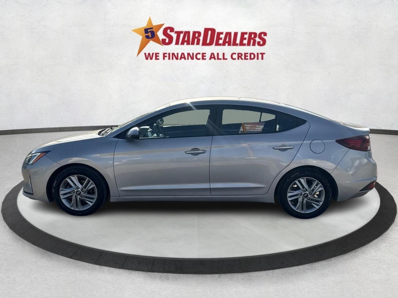 2020 Hyundai Elantra LEATHER SUNROOF PWR SEAT WE FINANCE ALL CREDIT! Photo
