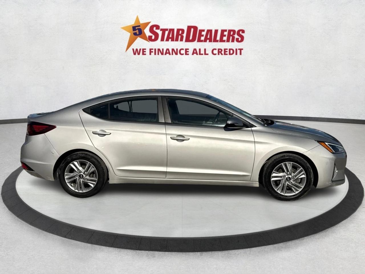 2020 Hyundai Elantra LEATHER SUNROOF PWR SEAT WE FINANCE ALL CREDIT! Photo