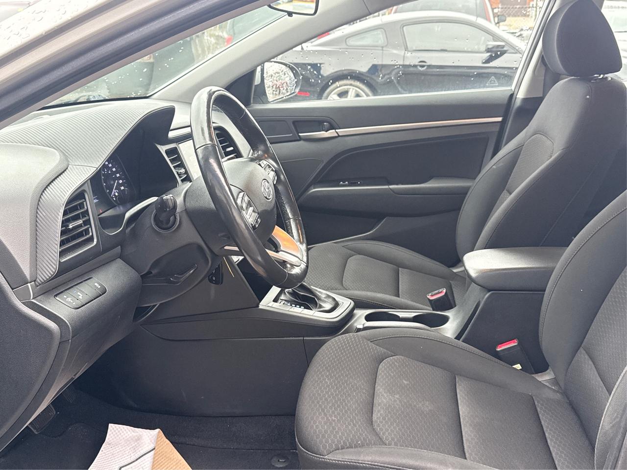 2020 Hyundai Elantra LEATHER SUNROOF PWR SEAT WE FINANCE ALL CREDIT! Photo