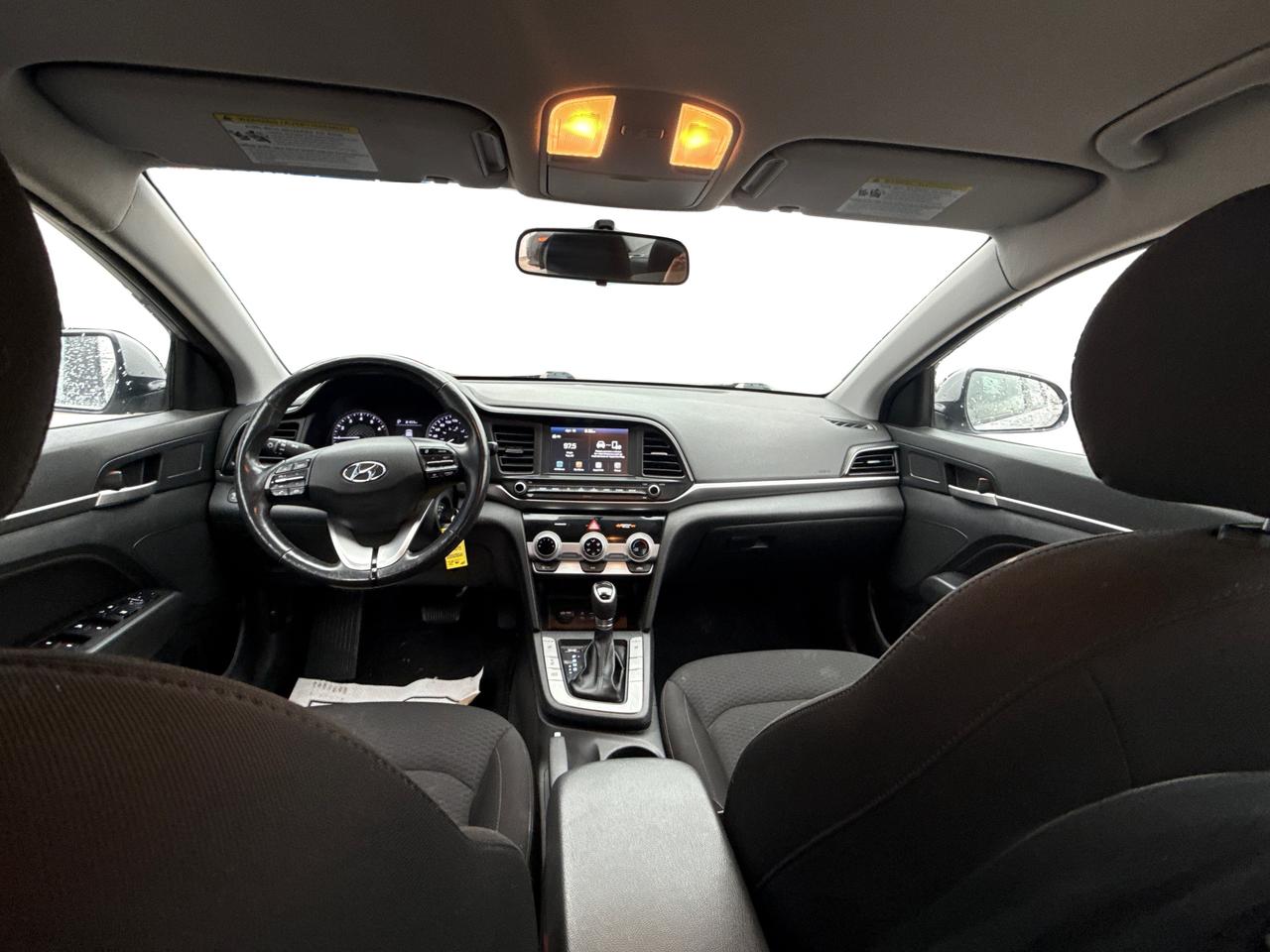 2020 Hyundai Elantra LEATHER SUNROOF PWR SEAT WE FINANCE ALL CREDIT! Photo