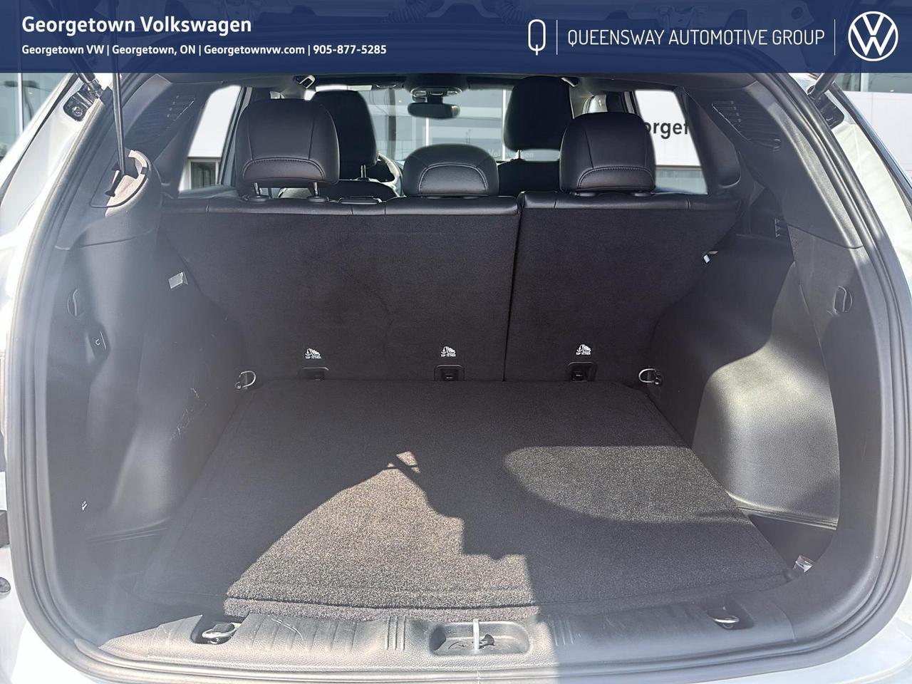 2023 Jeep Compass LIMITED Photo