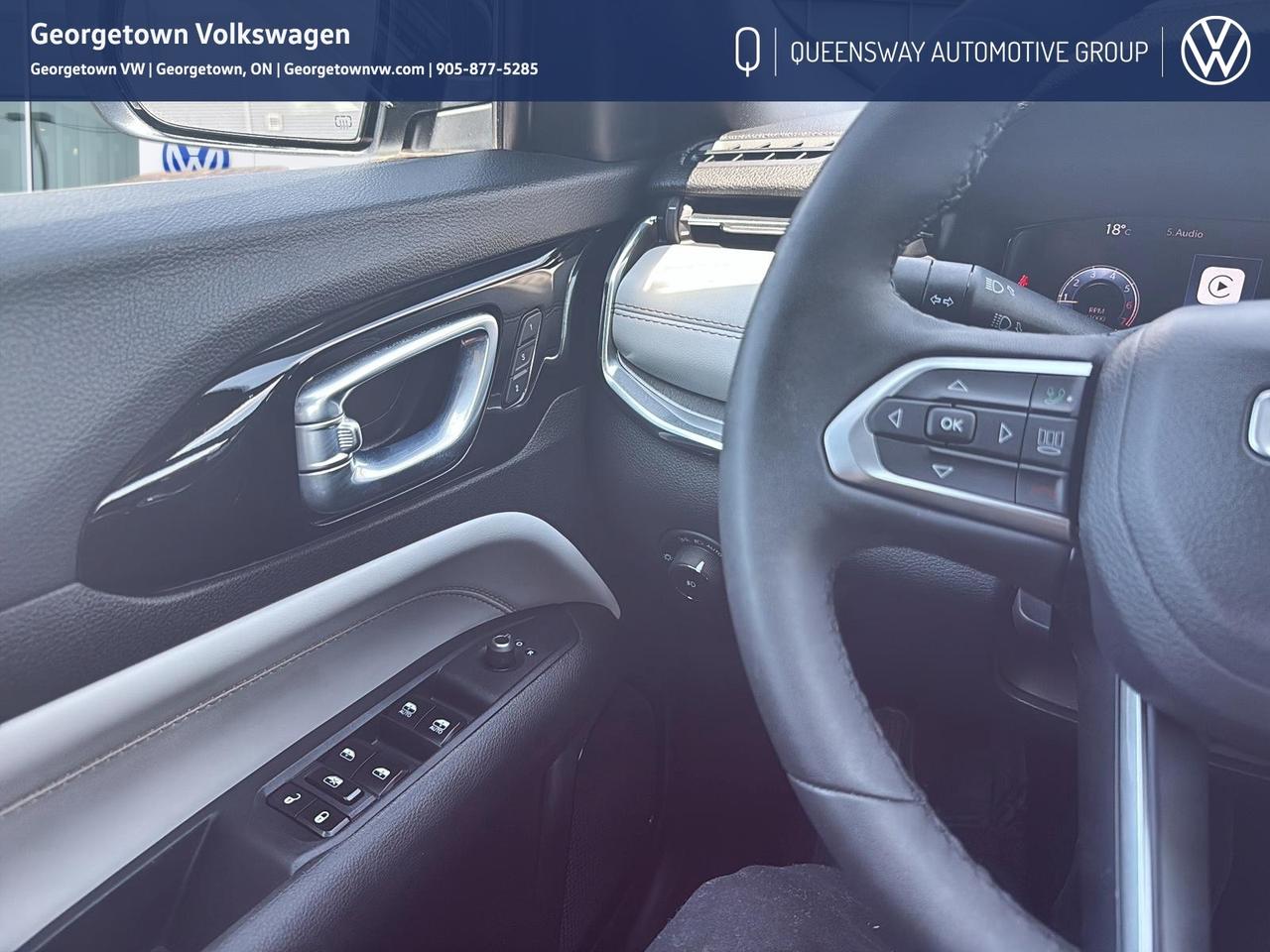 2023 Jeep Compass LIMITED Photo