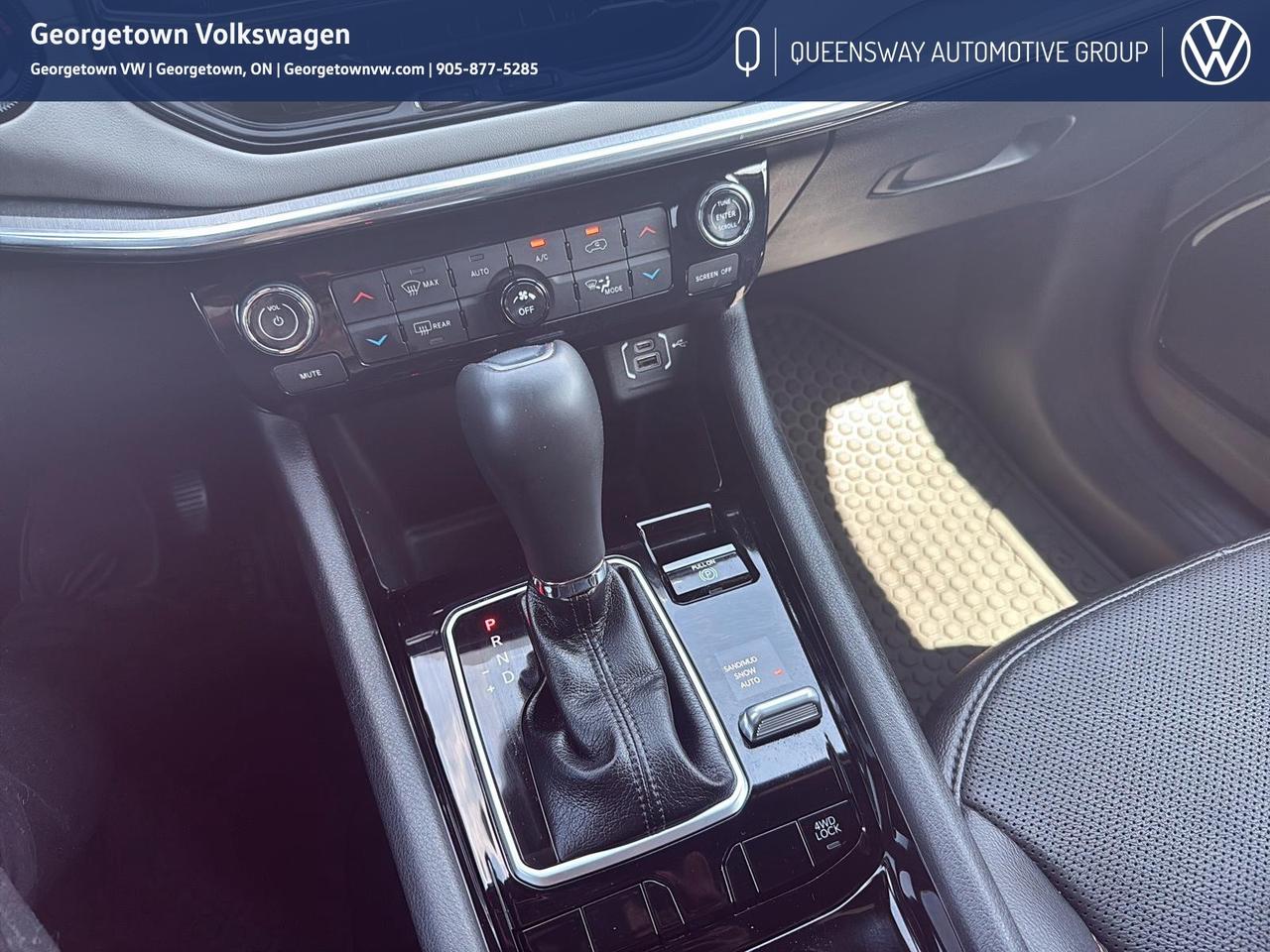 2023 Jeep Compass LIMITED Photo