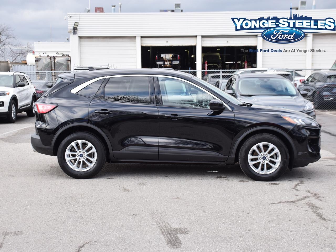 2021 Ford Escape 201A   COPILOT 360   COLD WEATHER   HEATED STEERIN Photo
