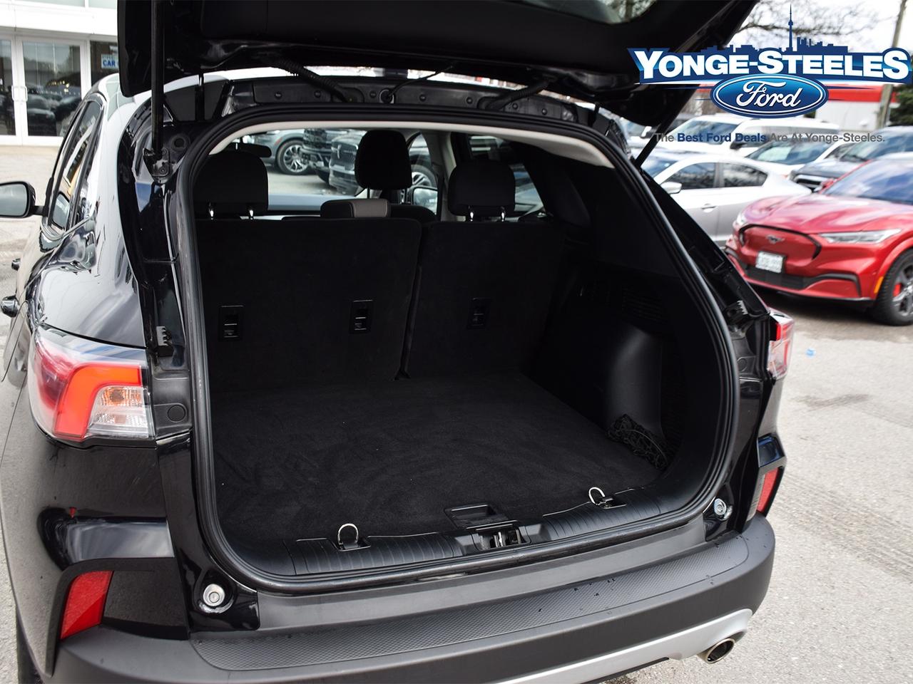 2021 Ford Escape 201A   COPILOT 360   COLD WEATHER   HEATED STEERIN Photo