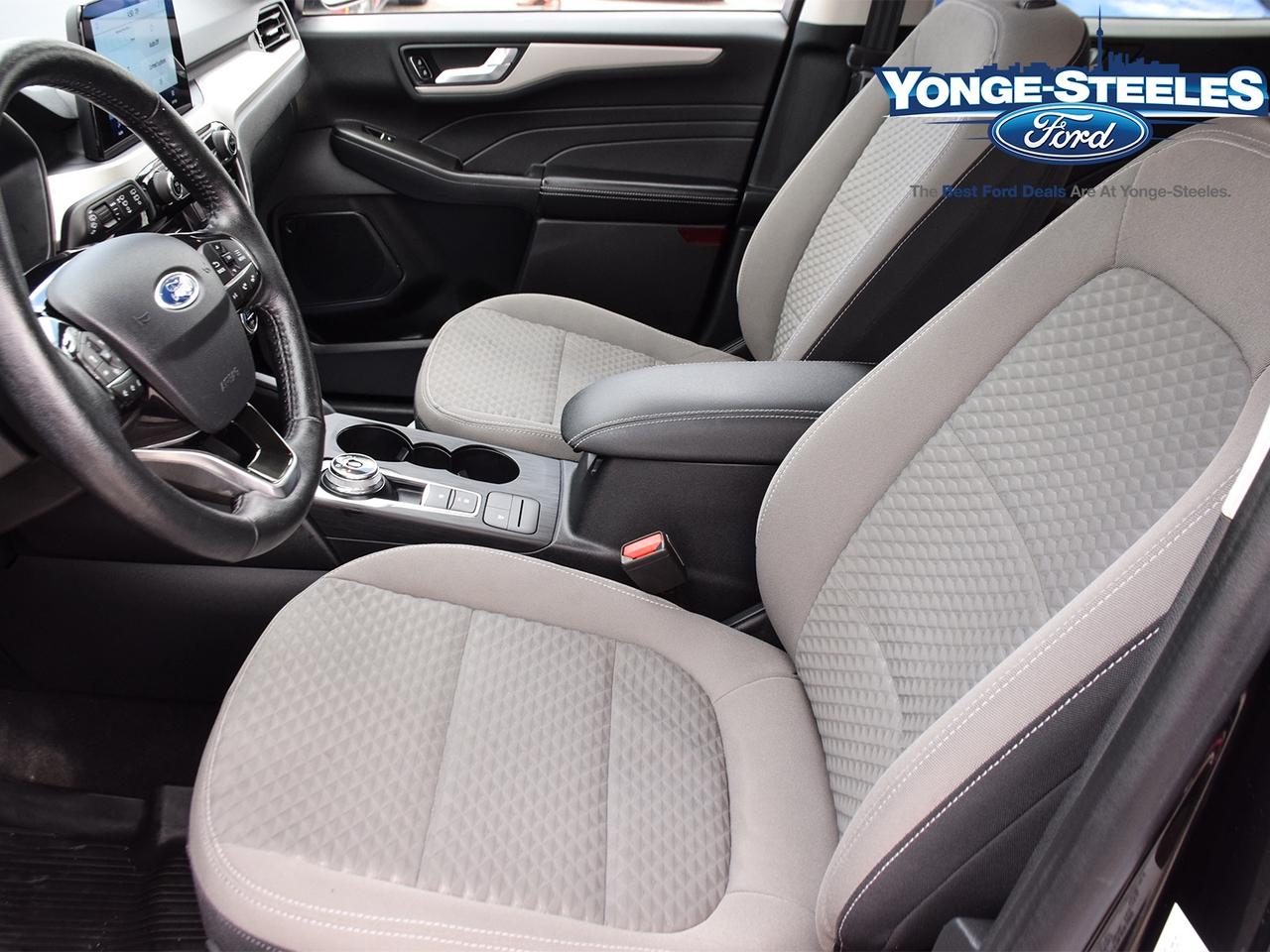 2021 Ford Escape 201A   COPILOT 360   COLD WEATHER   HEATED STEERIN Photo