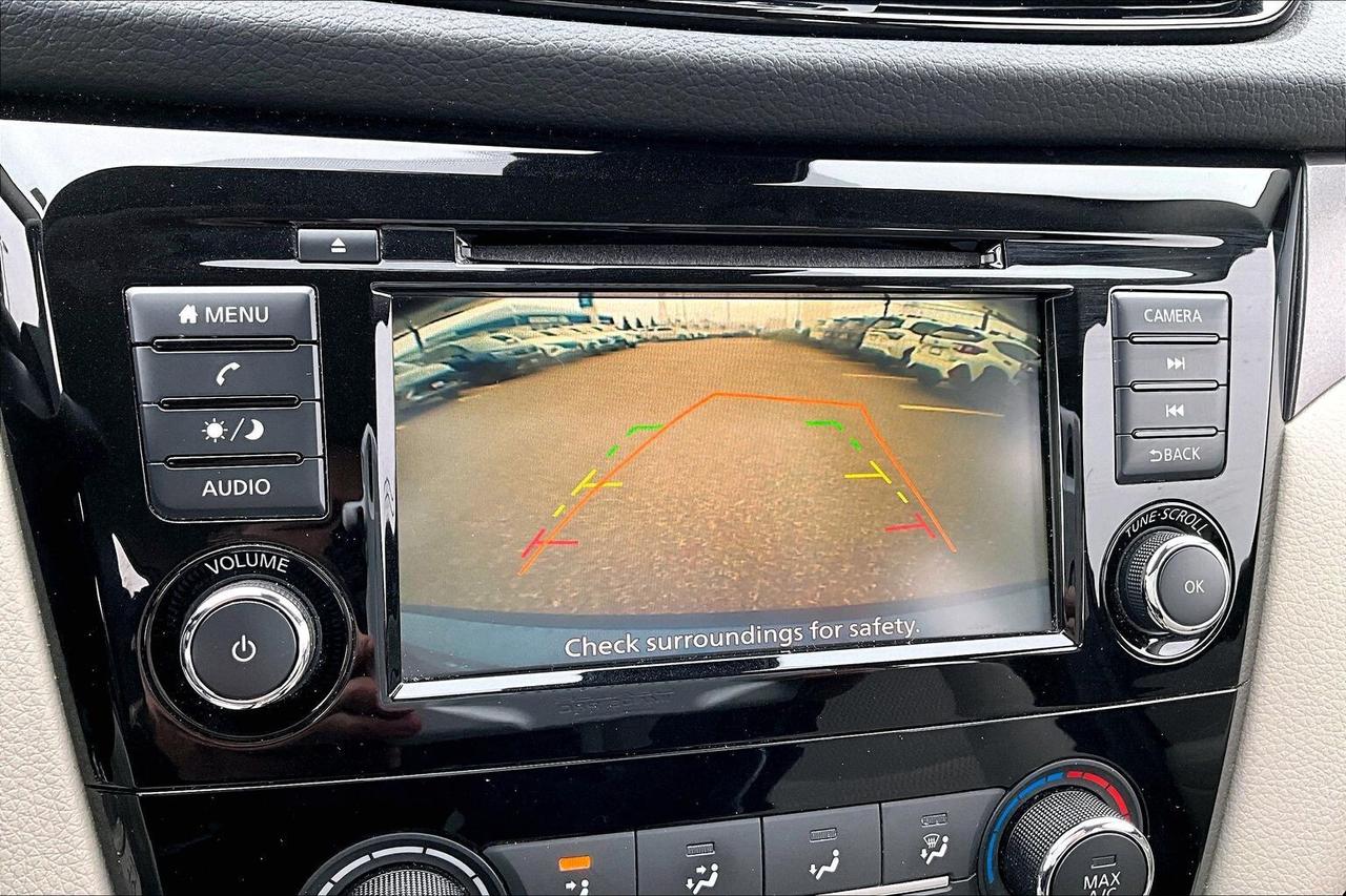 2021 Nissan Qashqai S   HEATED SEATS   BLIND SPOT ALERT   CARPLAY Photo