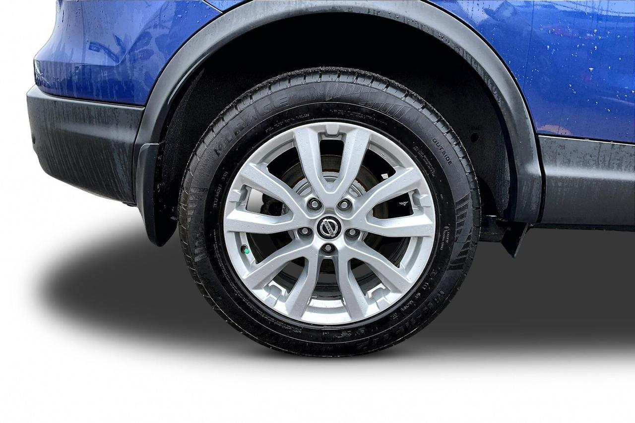 2021 Nissan Qashqai S   HEATED SEATS   BLIND SPOT ALERT   CARPLAY Photo