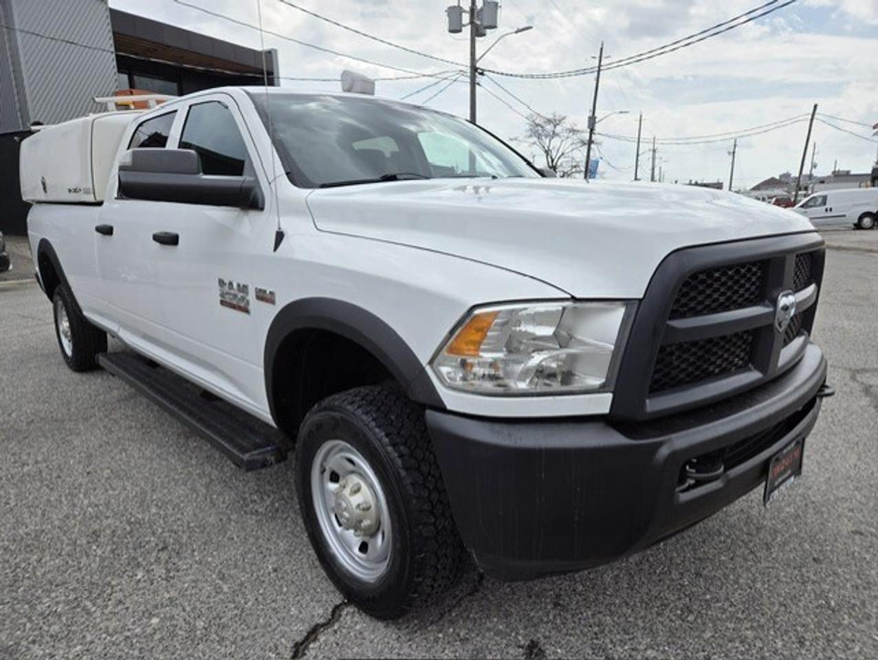 2016 RAM 2500 4WD CREW CAB-LONG BOX-SPACE KAP-CERTIFIED-1 OWNER Photo
