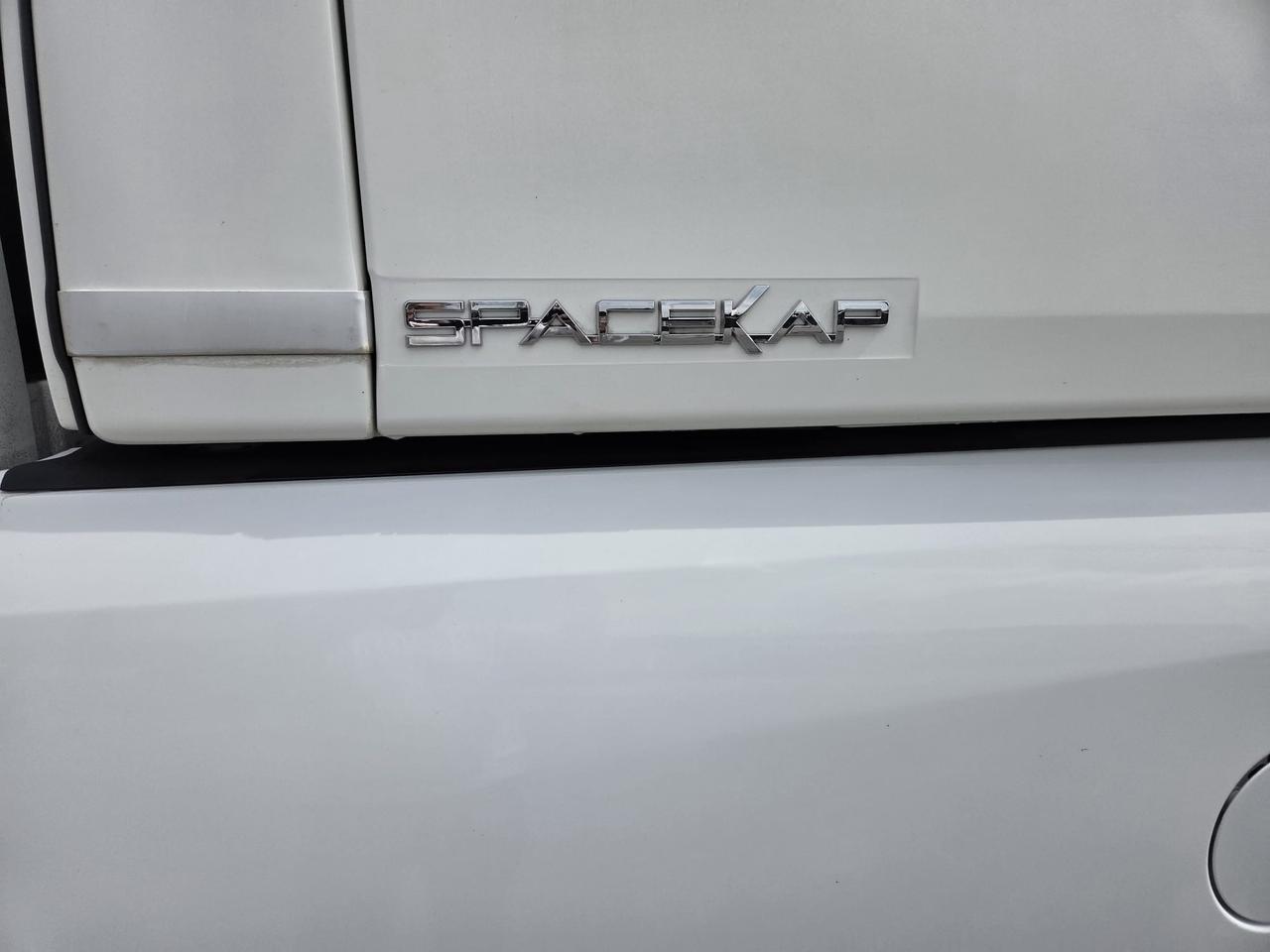 2016 RAM 2500 4WD CREW CAB-LONG BOX-SPACE KAP-CERTIFIED-1 OWNER Photo