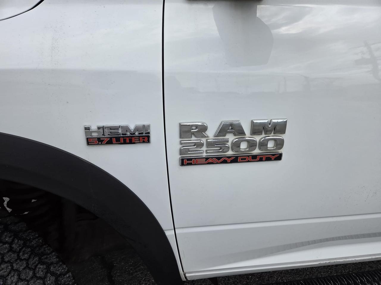 2016 RAM 2500 4WD CREW CAB-LONG BOX-SPACE KAP-CERTIFIED-1 OWNER Photo