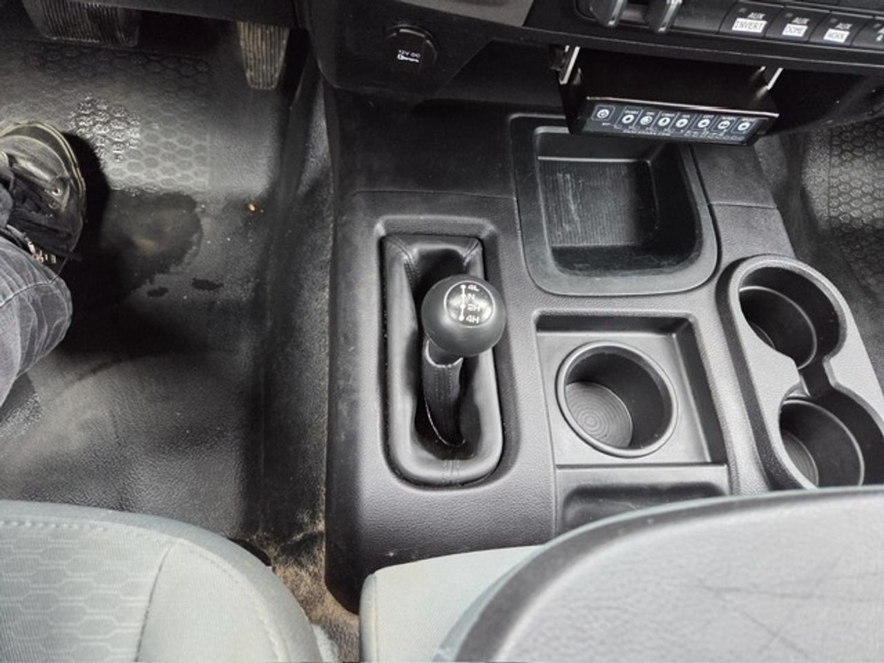2016 RAM 2500 4WD CREW CAB-LONG BOX-SPACE KAP-CERTIFIED-1 OWNER Photo