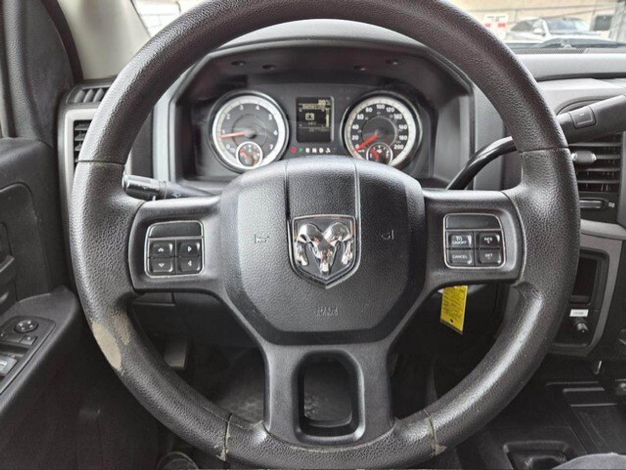2016 RAM 2500 4WD CREW CAB-LONG BOX-SPACE KAP-CERTIFIED-1 OWNER Photo