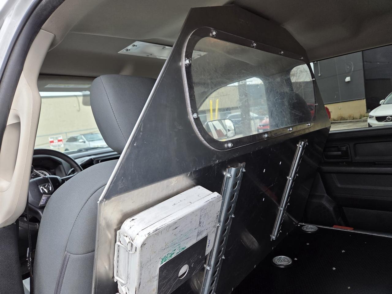 2016 RAM 2500 4WD CREW CAB-LONG BOX-SPACE KAP-CERTIFIED-1 OWNER Photo