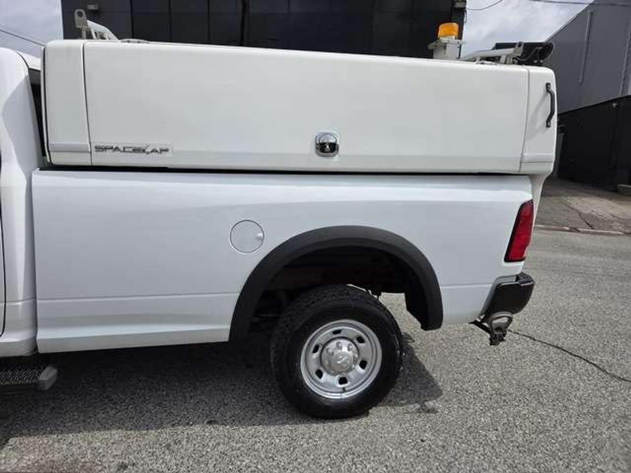 2016 RAM 2500 4WD CREW CAB-LONG BOX-SPACE KAP-CERTIFIED-1 OWNER Photo