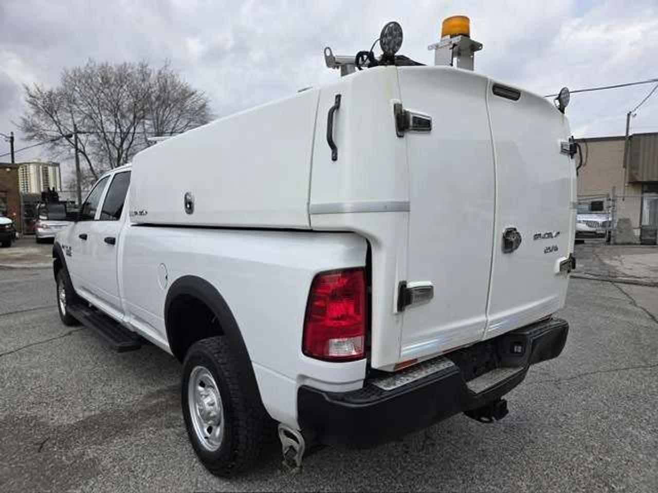 2016 RAM 2500 4WD CREW CAB-LONG BOX-SPACE KAP-CERTIFIED-1 OWNER Photo