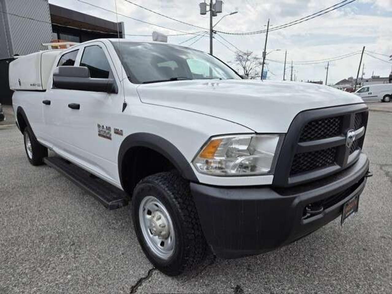 2016 RAM 2500 4WD CREW CAB-LONG BOX-SPACE KAP-CERTIFIED-1 OWNER Photo