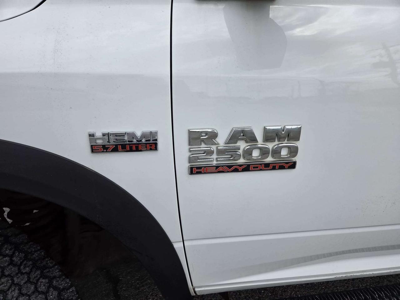 2016 RAM 2500 4WD CREW CAB-LONG BOX-SPACE KAP-CERTIFIED-1 OWNER Photo