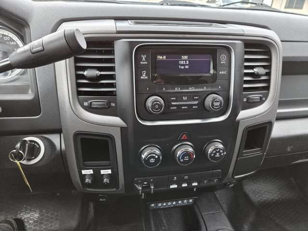 2016 RAM 2500 4WD CREW CAB-LONG BOX-SPACE KAP-CERTIFIED-1 OWNER Photo