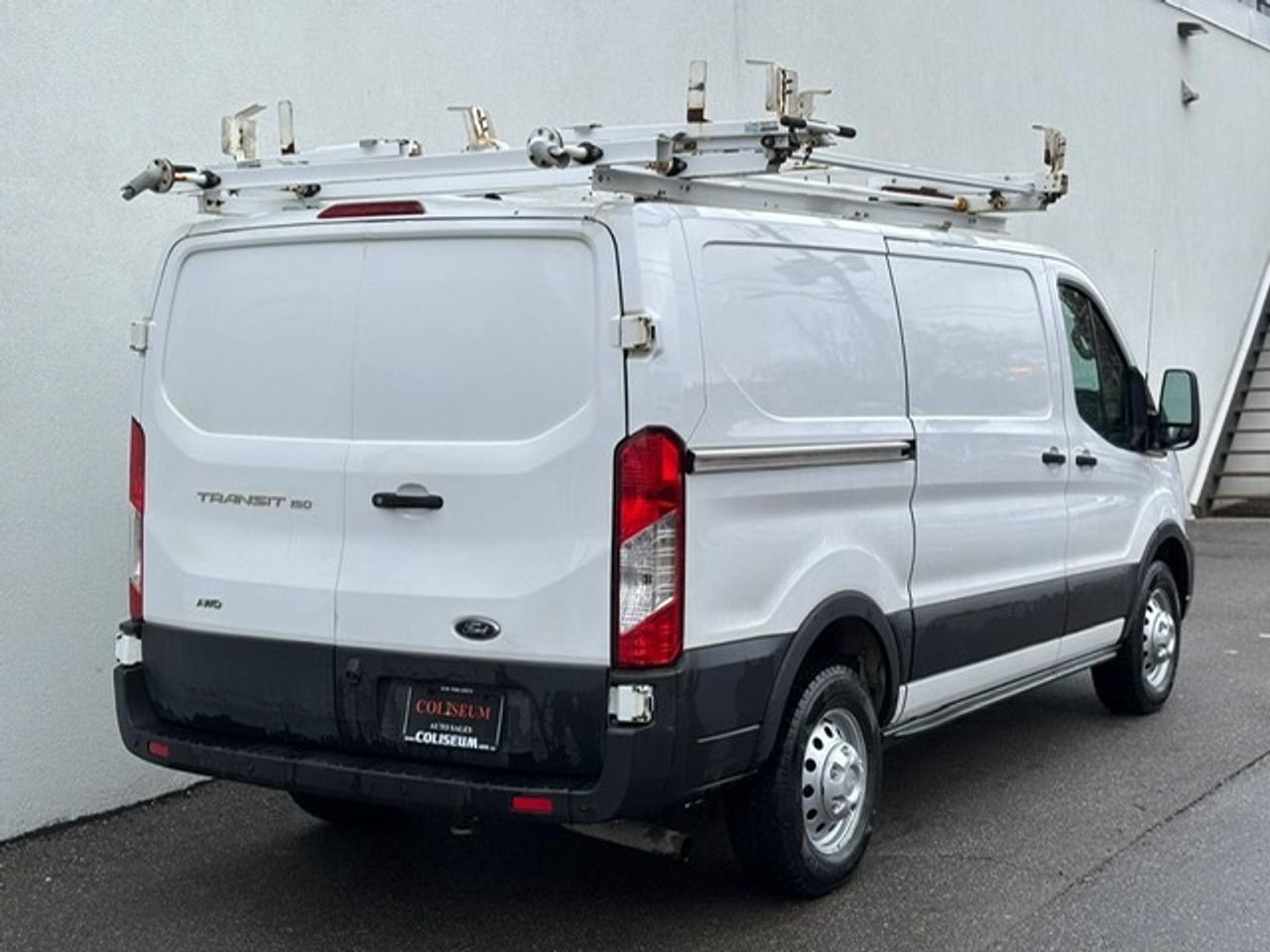 2021 Ford Transit Cargo Van T-150 AWD LADDER RACK-DIVIDER-CAMERA-NEW TIRES!!! Photo