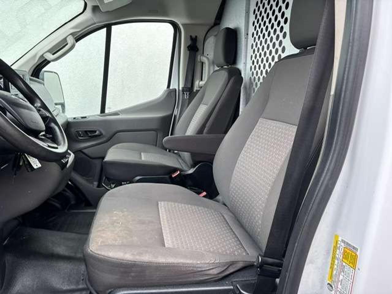 2021 Ford Transit Cargo Van T-150 AWD LADDER RACK-DIVIDER-CAMERA-NEW TIRES!!! Photo