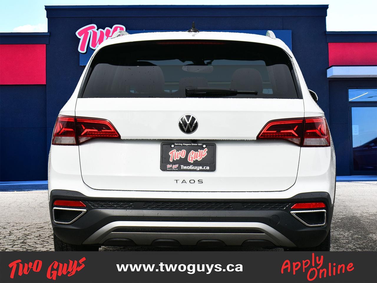 2024 Volkswagen Taos Comfortline FWD Panoroof Back Up Camera Photo