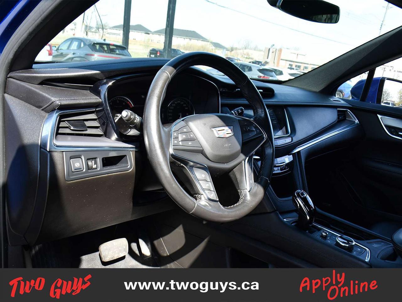 2023 Cadillac XT5 AWD 4dr Luxury Leather Back Up Camera Photo