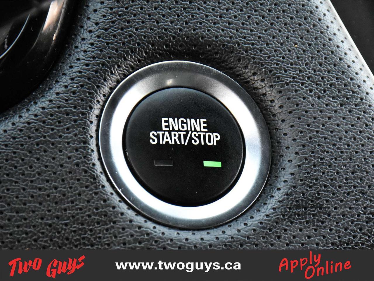 2023 Cadillac XT5 AWD 4dr Luxury Leather Back Up Camera Photo